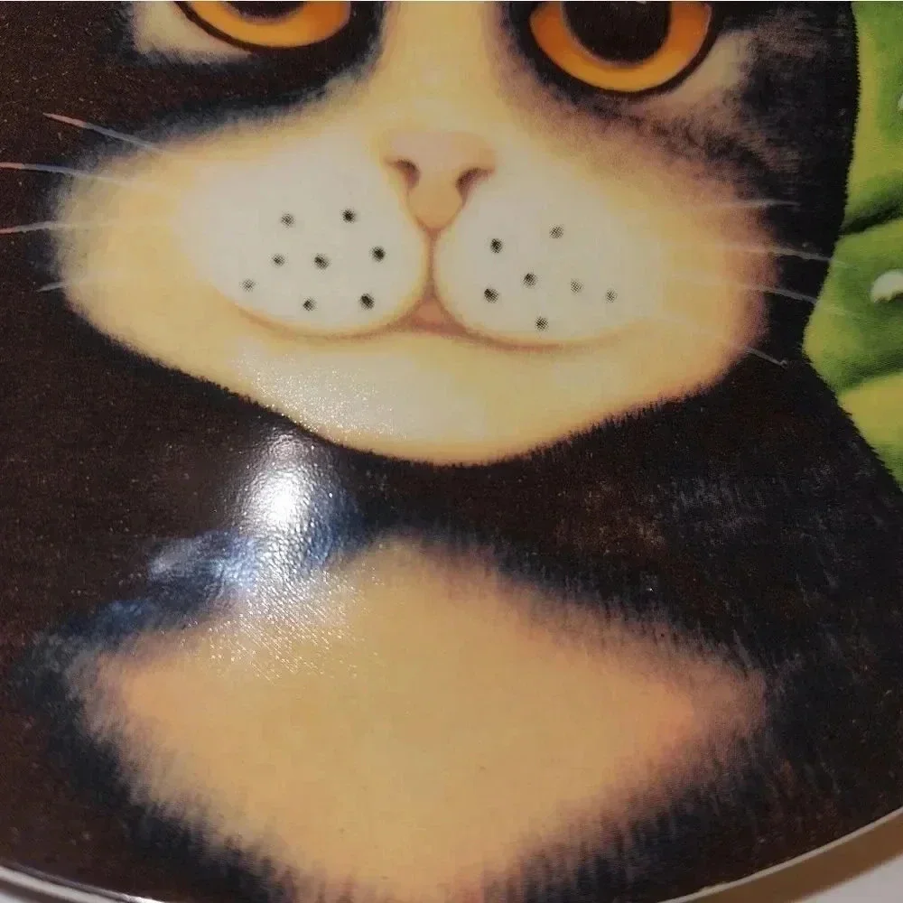 Priscilla cat plate‎